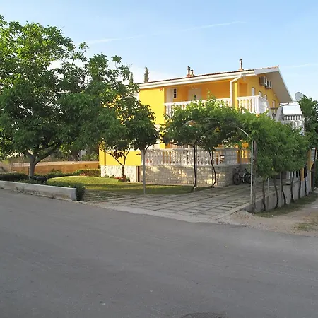 Apartament Sana