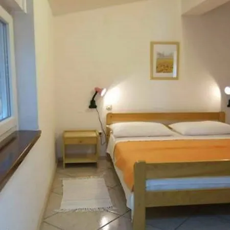 Apartament Sana *